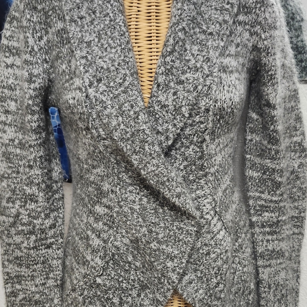 Arizona Company Women's Gray Button Cardigan